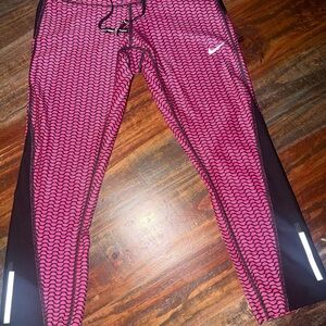 Nike Women’s Pink Patterned running pants